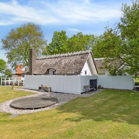 Leena - 150m From The Sea In Funen By Interhome *